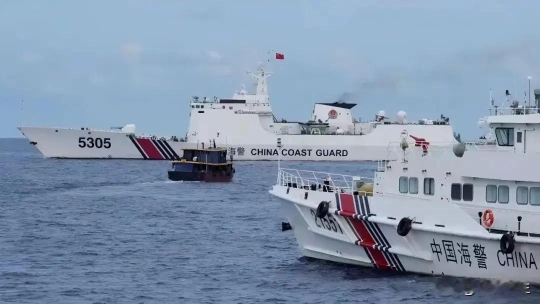 菲军仗着7国撑腰，挑中秋硬闯仁爱礁！本想搞一波大动作，结果一头扎进中方包围圈，直