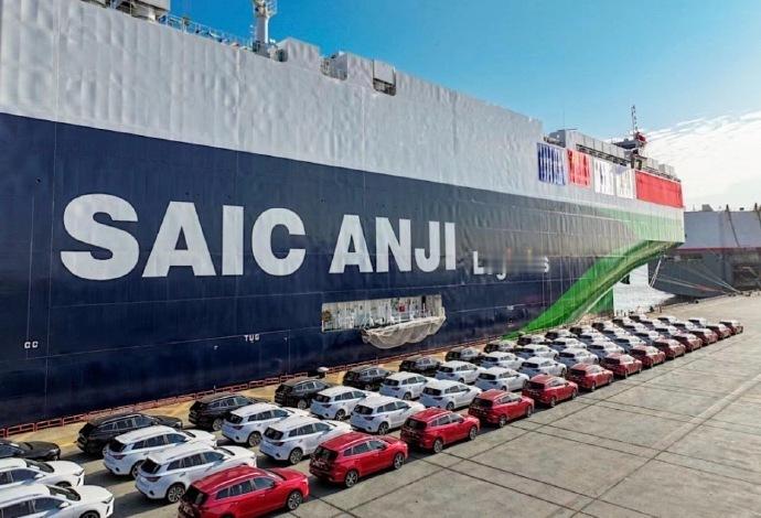 中国汽车出口持续狂飙翻看乘联会3月数据，最提气的亮点无疑是出口板块：乘用车出口