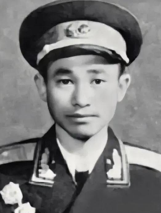 1937年西路军战士蔡长元归队遭误判，杨尚昆听出四川乡音救下，12年后率部攻克兰