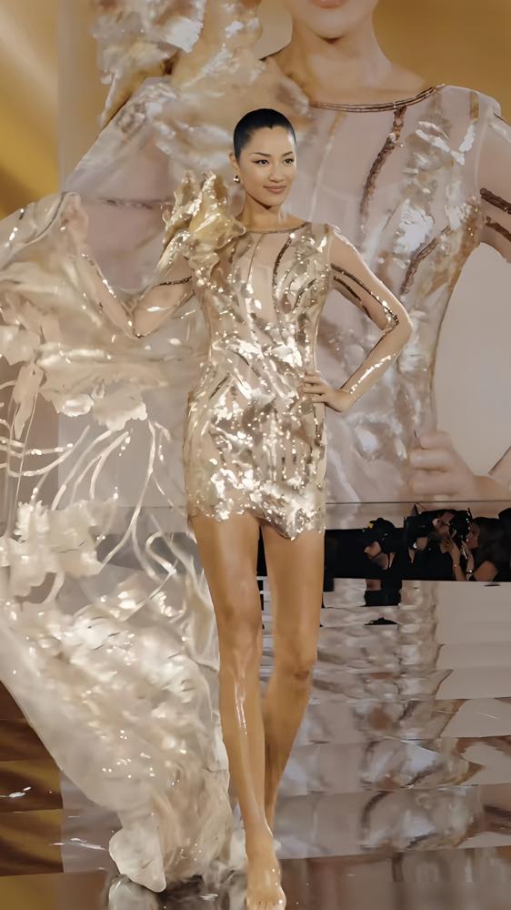 瞿颖这波翻红，直接把内娱卷王按在地上摩擦！上papi酱节目把“spinac