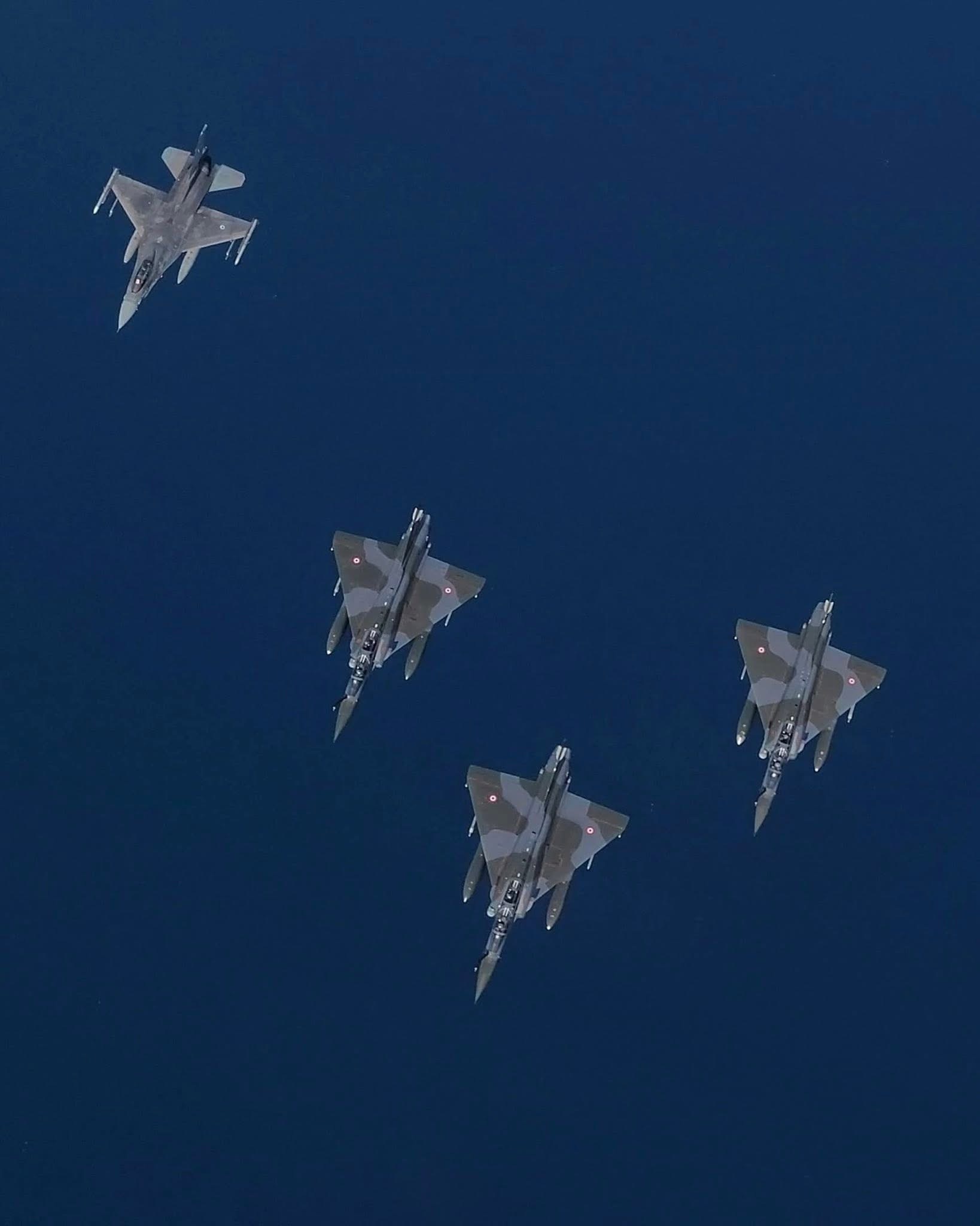 法国空天军（AAE）镜头下的Iniochos2026联演喜欢以大海为干净背景的