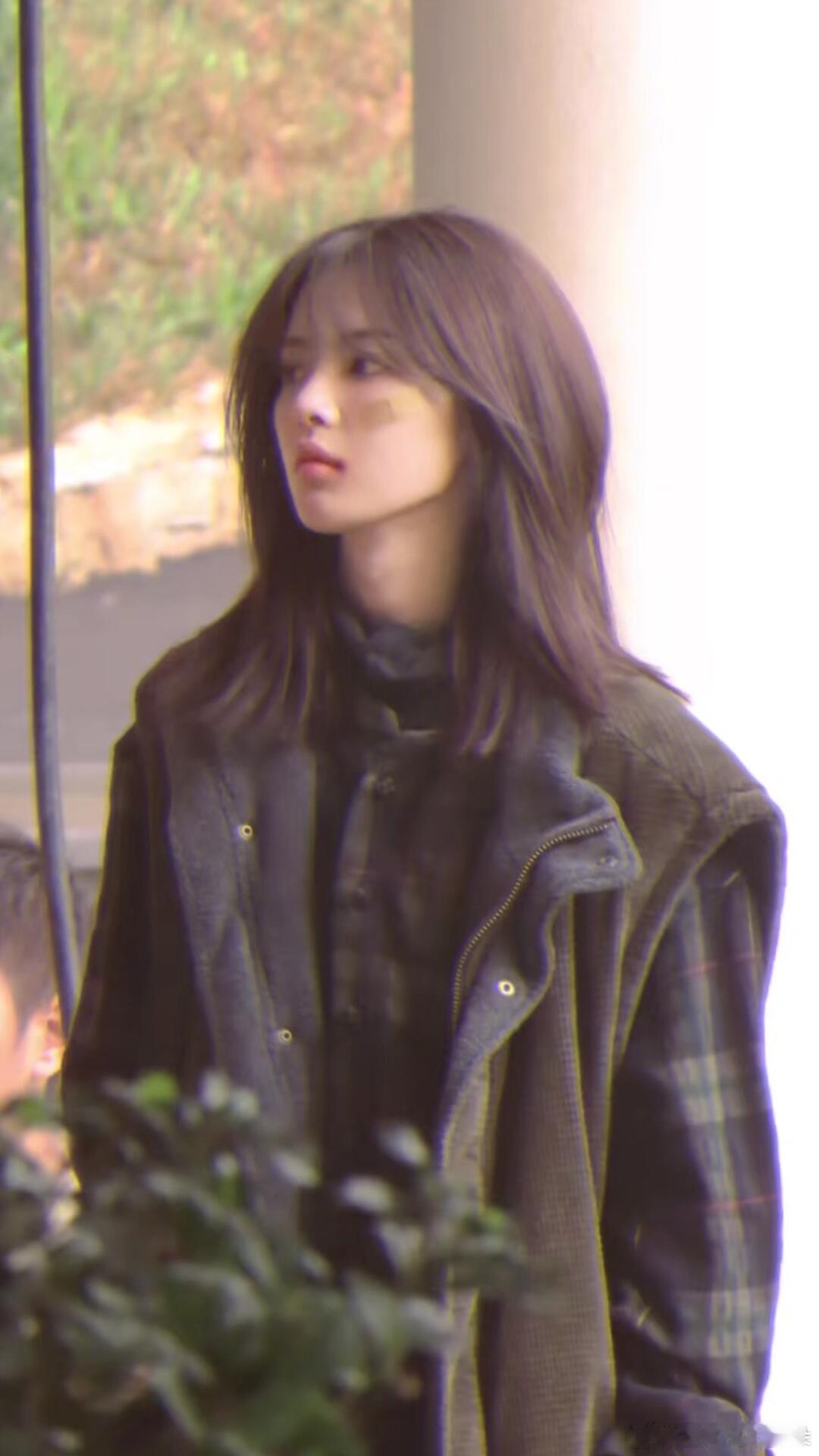 杨超越今天是太阳雨这个造型路透有点像太阳的后裔里的宋慧乔