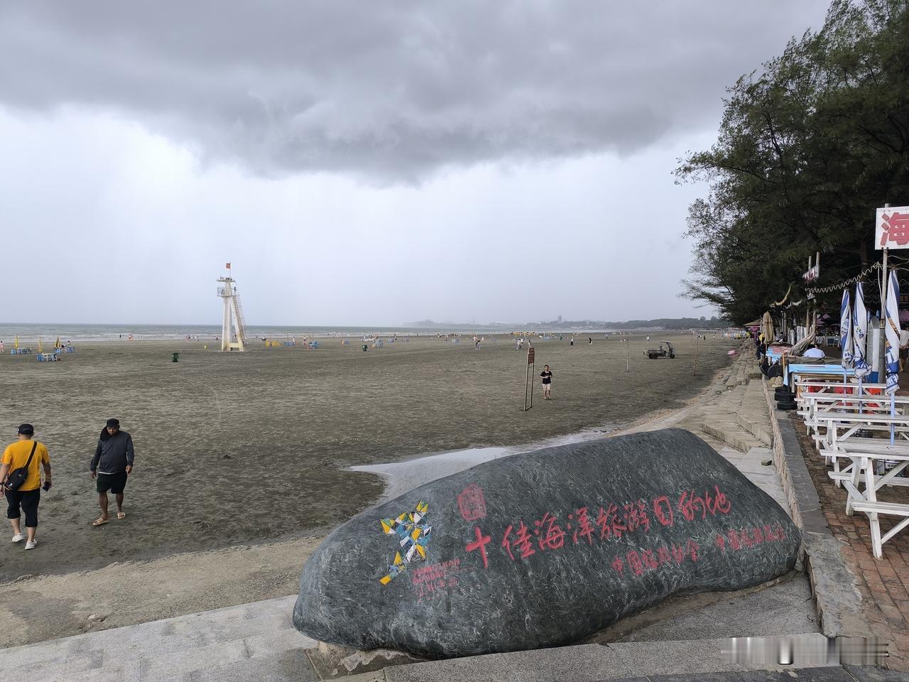 去广西海边旅居或者旅游，到底是北海好还是防城港好呢？广西的北海和防城港我都待过