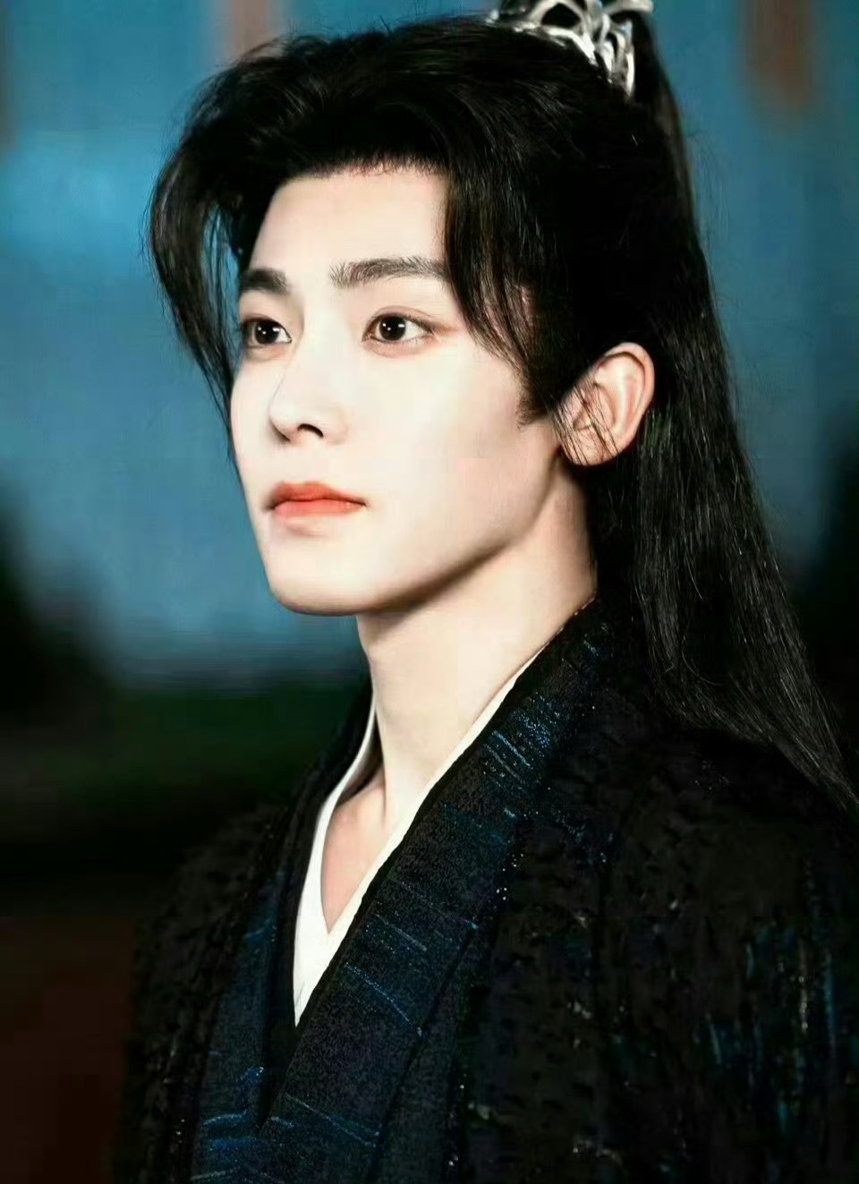 虞书欣《神仙肉》的男主依旧是侯明昊，大家想看他俩合作吗？
