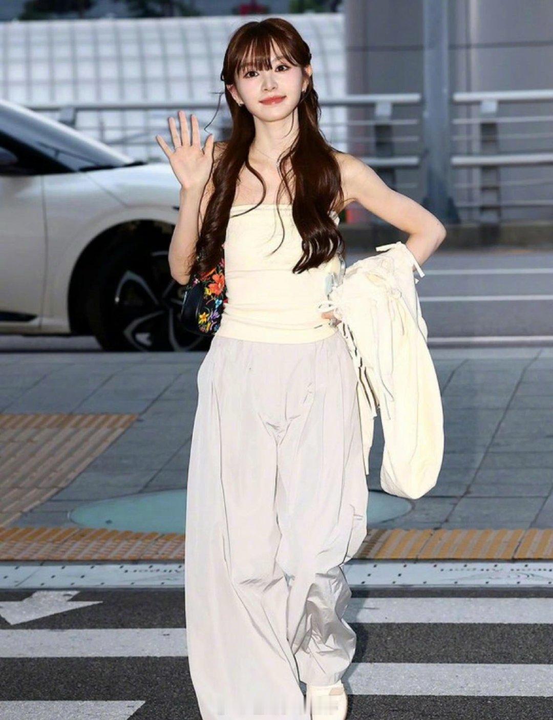 田曦薇这种程度的美貌是成团当爱豆也是c位门面担当