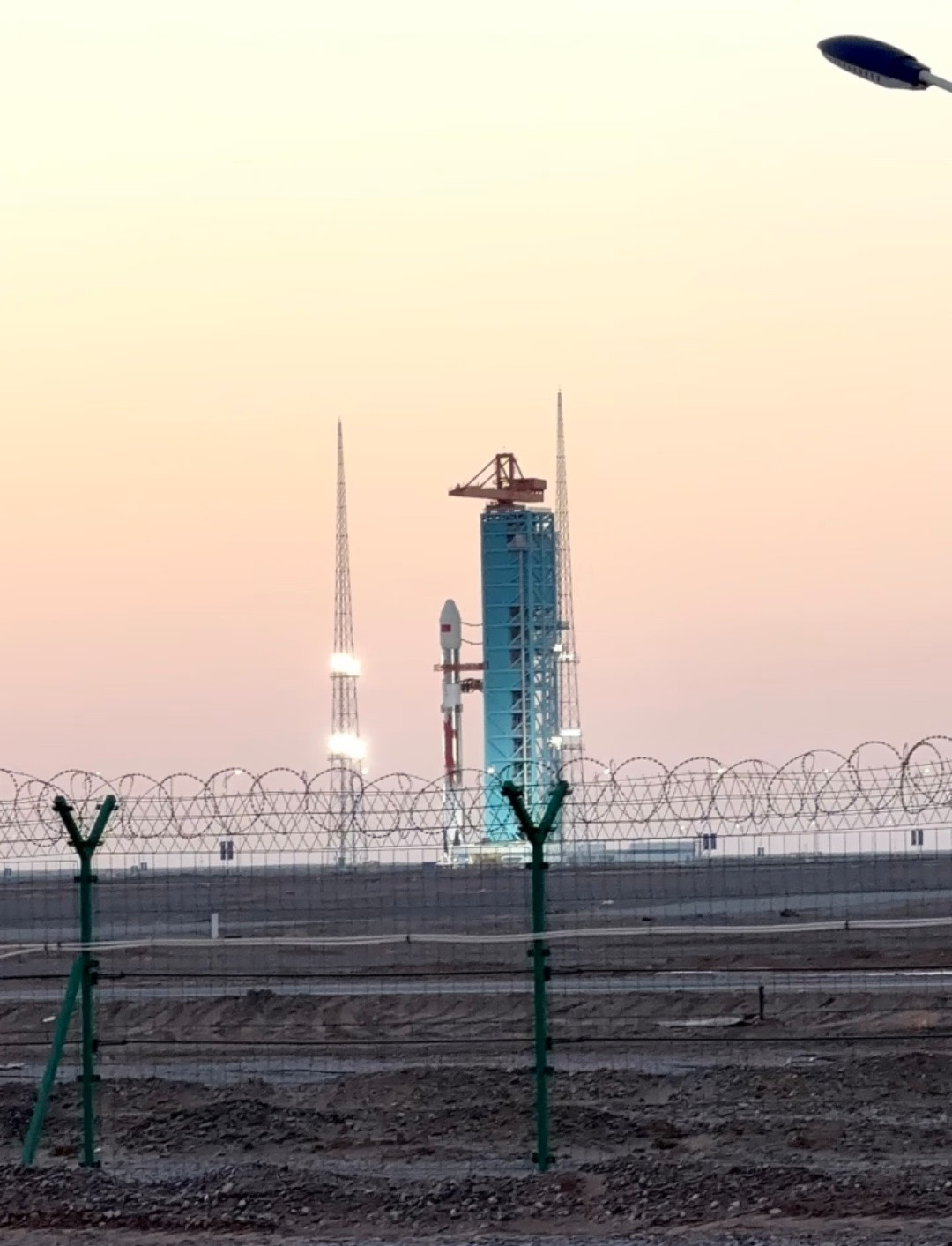 朱雀三号遥祝任务取得圆满成功