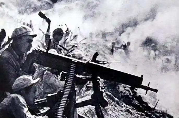 1948年，锦州外围一名东北野战军连长因地界失守被判枪决，处决前他看向东北：那场