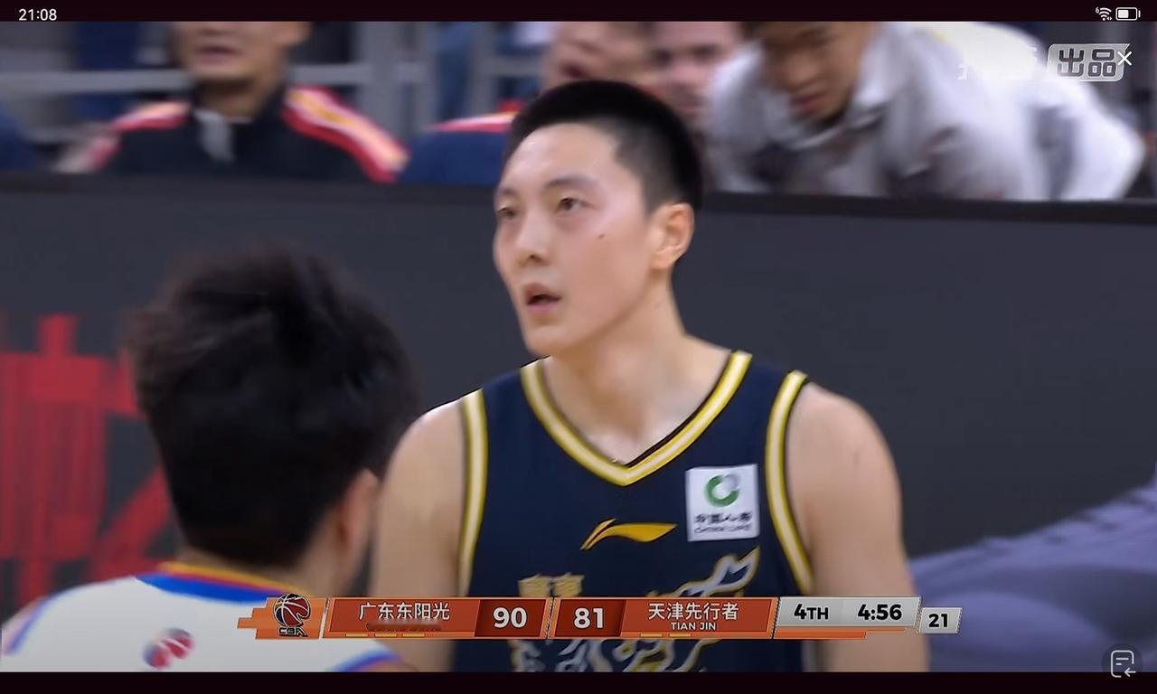 胡明轩连轴转，徐杰伤病也进国家队，长时间集训不在乎球员感受名义上集训是明天