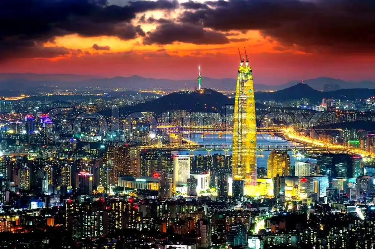 一位韩国华人曾表示，韩国人的工资是中国人的八倍，中国人有什么资格嘲笑韩国，首