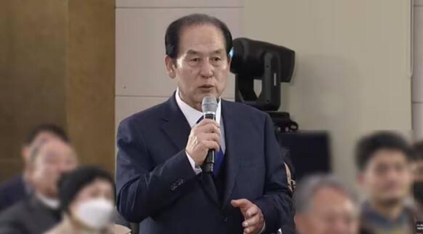 李在明怒了，韩国郡守被开除党籍，曾言“进口处女”引发国际声讨据韩媒报道，当地