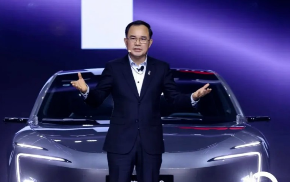 长安董事长朱华荣痛批：车市陷入“三无竞争”，太疯狂！