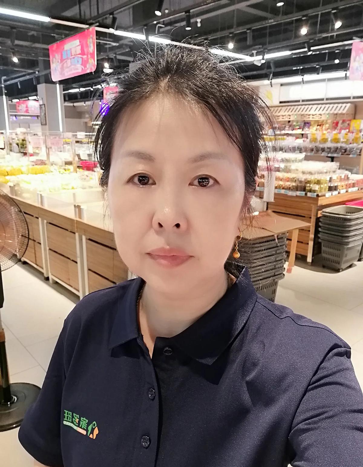 一句话，能顶得上发一次红包。说的就是职场里最高级的夸奖。很多人都搞错了，