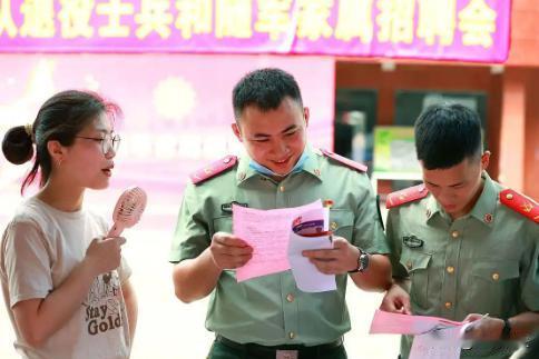 国防部直接把话挑明了，满18岁的男青年，必须兵役登记，不是“建议”，不是“号召”