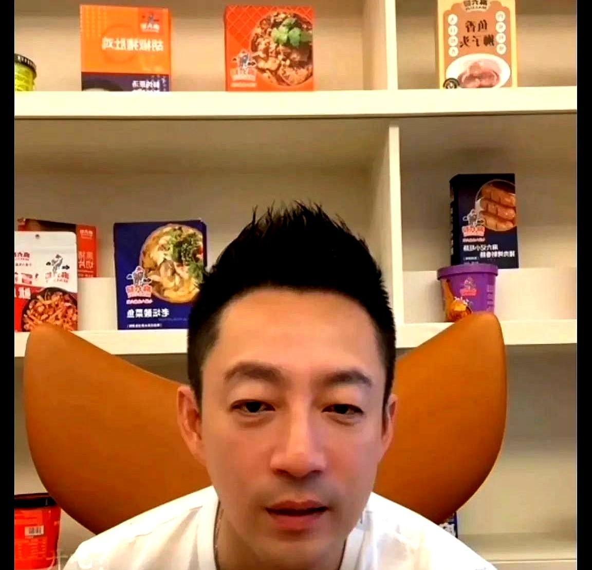 最新，汪小菲怒怼黑粉了！刚刚，汪小菲直播时说：“给大家预告一下，7月2号我们会