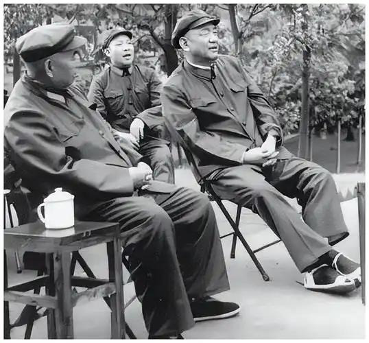 1969年，尤太忠率27军从南京调防北京。部队不适应北方饮食，许多战士病倒。老首