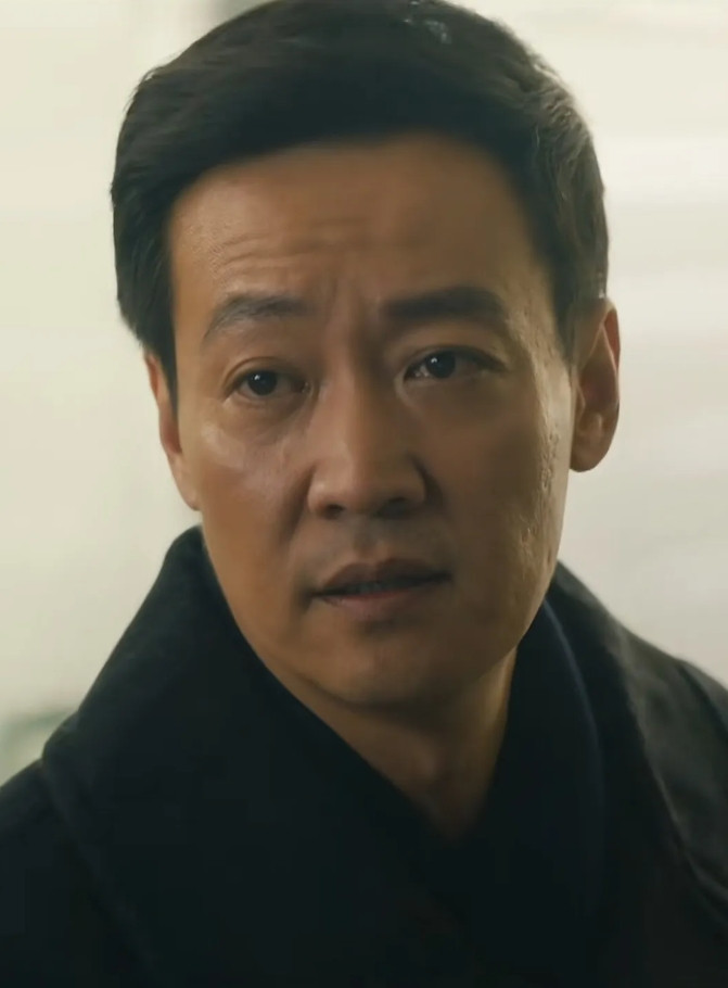 原来《人世间》中的周秉义差点不是辛柏青出演当年剧组找到他时，他以家里有事为由