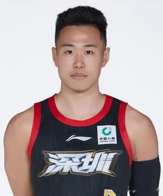 中国男篮77‑84不敌新西兰，看看中国男篮五名核心球员赛场表现廖三宁：出场