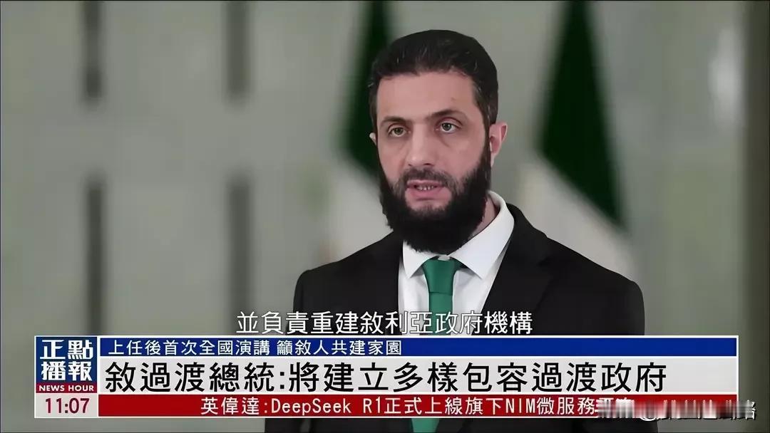 朱拉尼面相很不好啊。三白眼，驼峰鼻，眉压眼，薄嘴唇，招风耳，法令纹那么重。按我