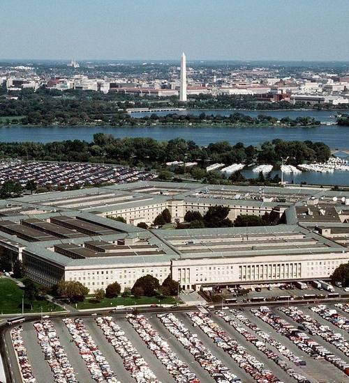 2000亿砸向伊朗！油价、股市、地缘全线震荡，世界要变天。当地时间3月1