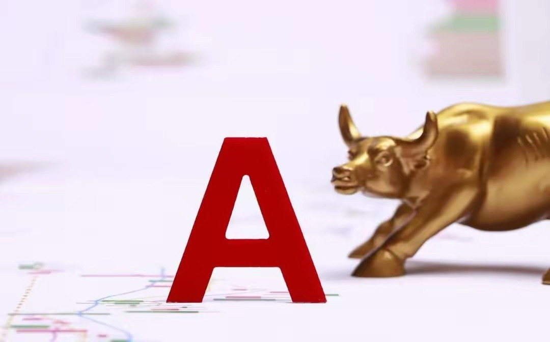 深夜暴击！美股跳水+美联储降息预期凉了，A股这样应对！突发利空突袭！11月13日