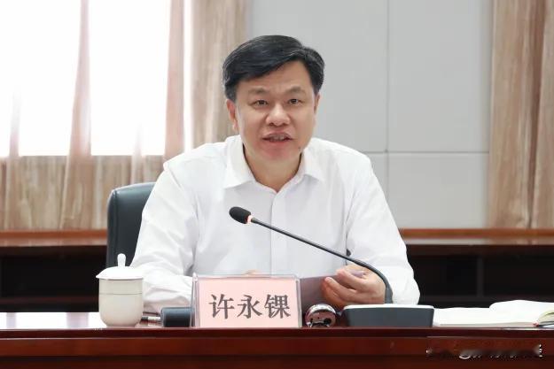 南宁一把手换人！许永锞已经不再是南宁市委书记了，去向未明10月10日，根据南