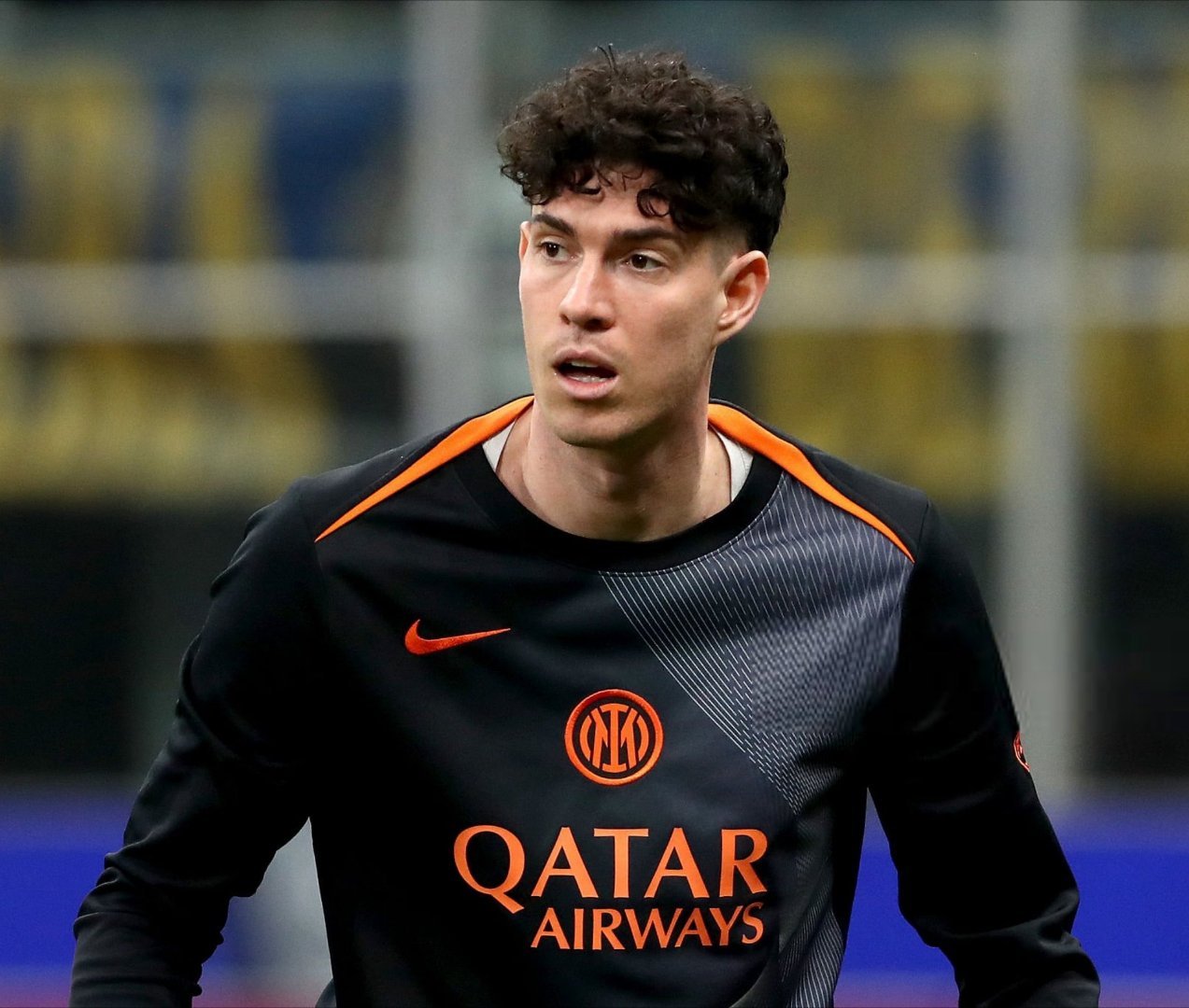 世体：巴塞罗那与巴斯托尼的协议进展顺利，合同为五个赛季，直至2031年。球员对