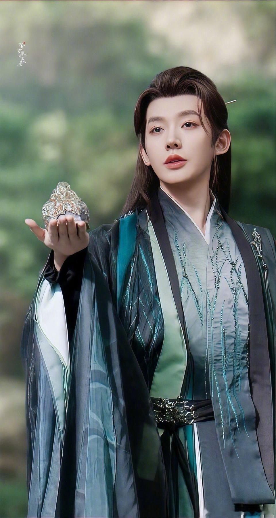 呜呜呜呜呜，想看邓为哥哥的古装了！｜邓为[比心]​​​