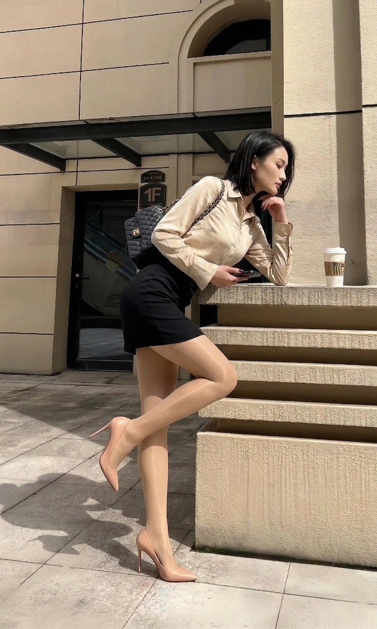 原谅那些还没有起床的孩子，昨晚那是得多透支身体！！！