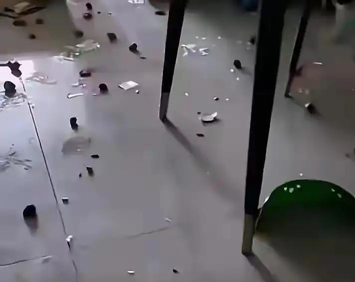 月子里的“战争”：一块排骨，折射多少家庭真相？都说“月子之仇不共戴天”，以前听