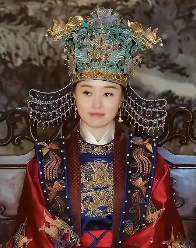 1425年，朱高炽快不行的时候，拉着张皇后的手说：“我走了之后，让五个后妃跟着我