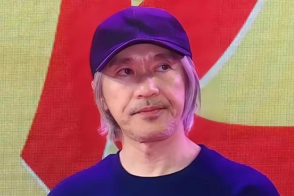 冯小刚的《抓特务》，韩红一句“走个面儿”，立马50多个明星跟风包场，虞书欣包10