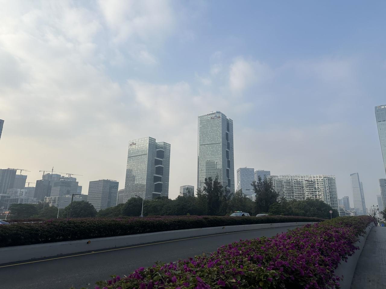 南山区各个街道2026发展速度大胆预测1.南山街道前海发展apec分会场，