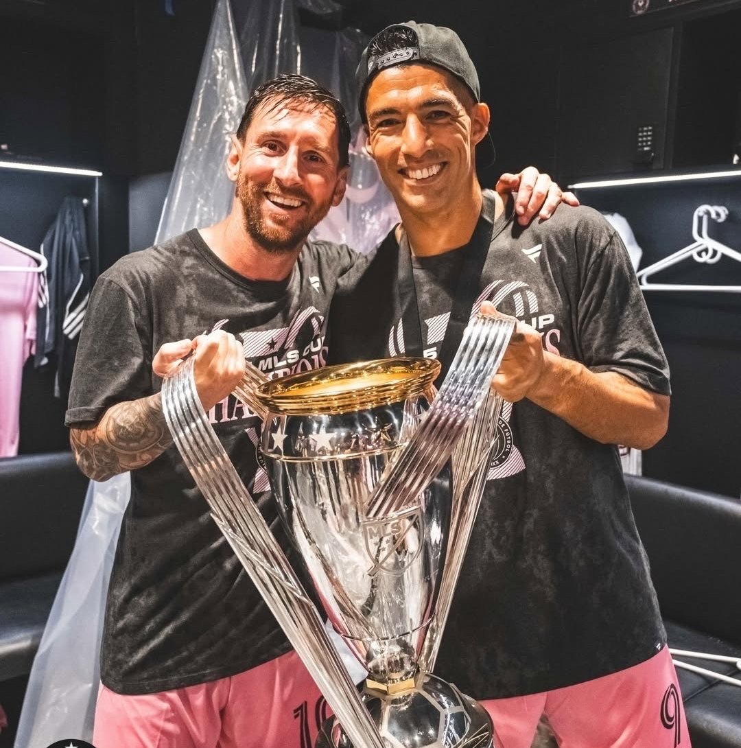 🚨多个消息来源称苏亚雷斯已告知乌拉圭国民队，他这次不会回归。苏牙感谢乌拉圭俱乐