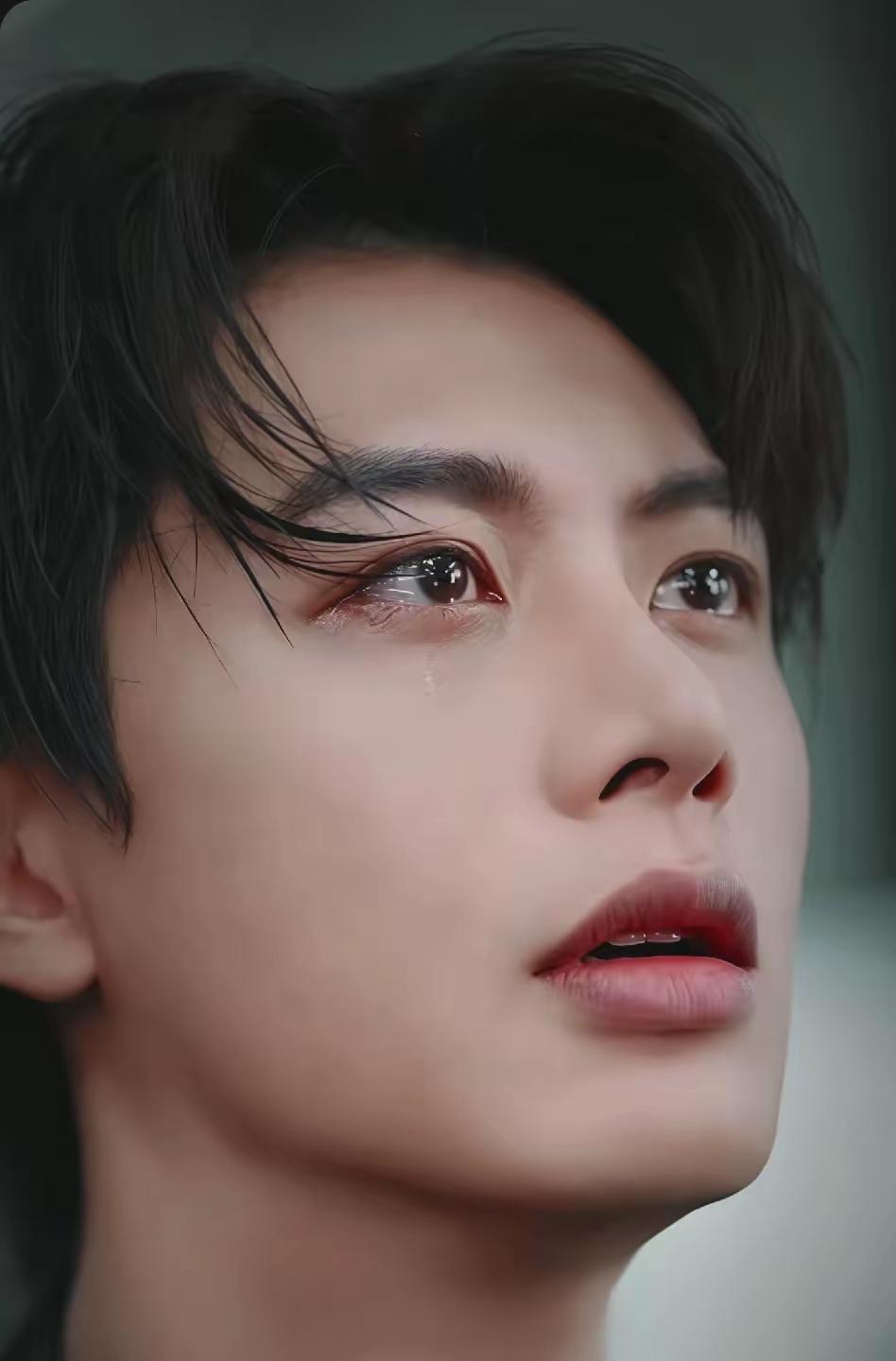 何健麒啊何健麒，听句劝：别光发声明了，学学吴磊那股干脆劲儿。现在这情况，嘴