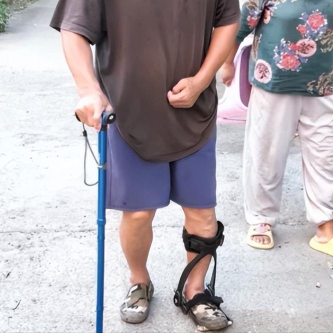 偏瘫康复别搞混！肌张力高和肌力低，完全是两码事偏瘫康复里，有两个词家属经常分