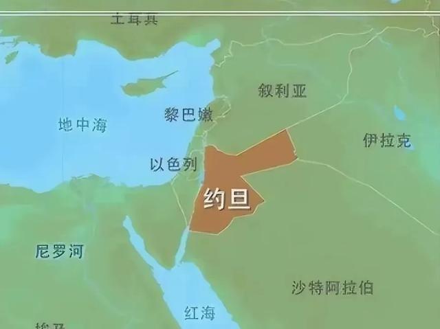 约旦，是中东（地理条件）最惨的国家，它国土面积超过80％都是沙漠，但它几乎没有油