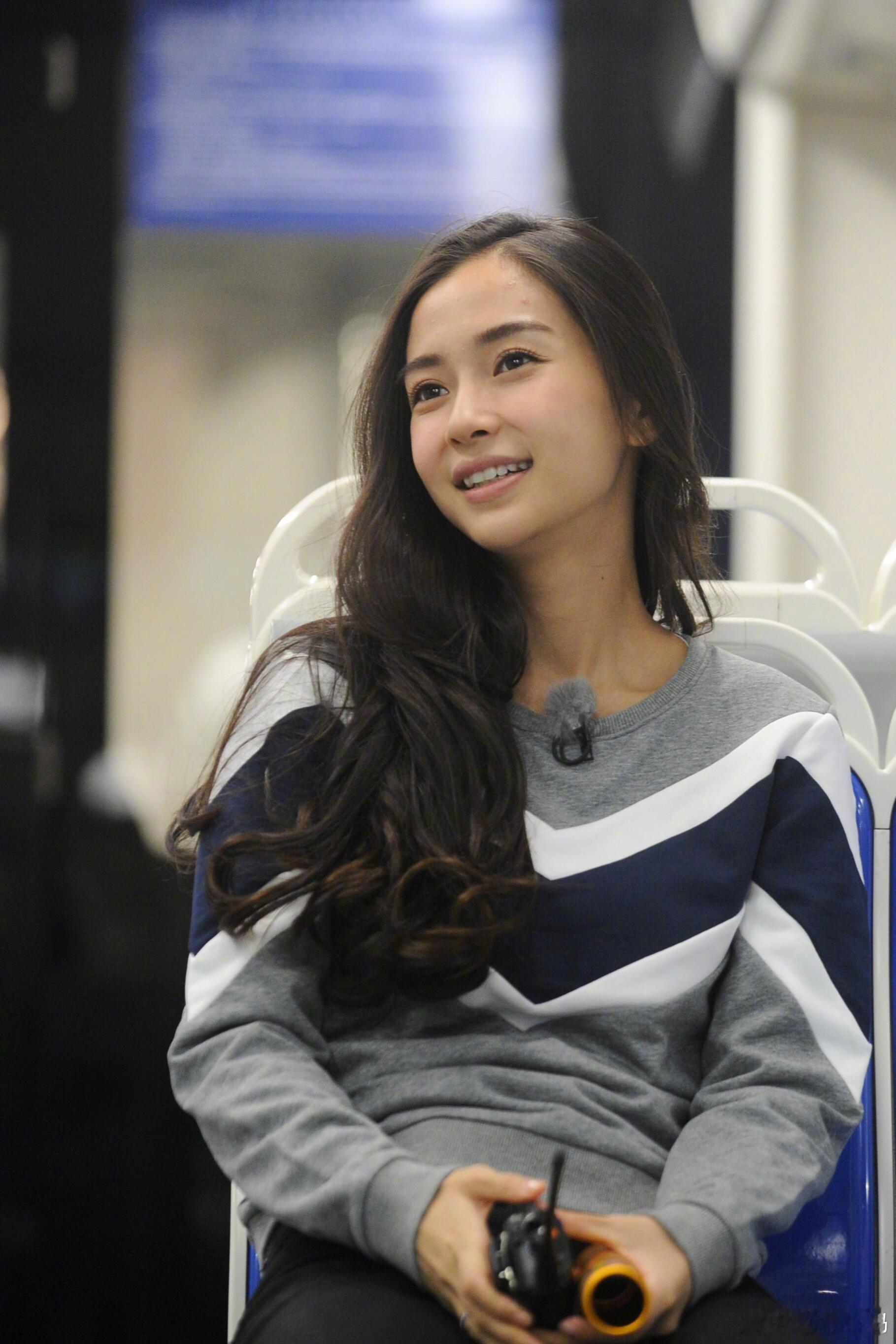 杨颖好权威的一张脸杨颖澳门活动生图素颜生图能美成这样！！baby的美貌已经无需