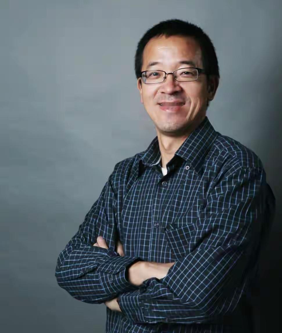 东方小孙离职的那一刻，估计俞敏洪悔得肠子都青了，心想早知今日，当初就该把东方甄选