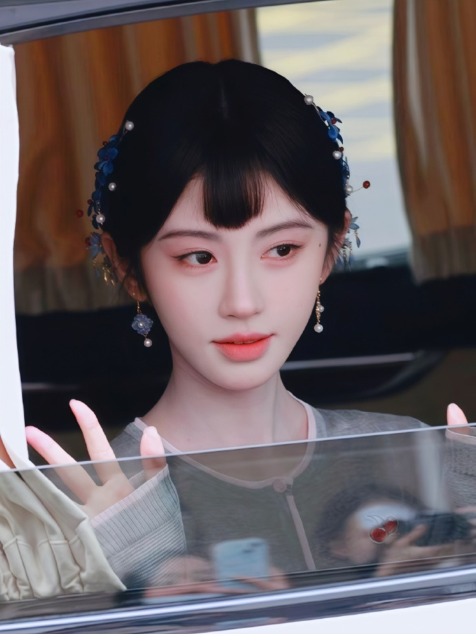 鞠婧祎民国风齐刘海鞠婧祎一字式前刘海造型鞠婧祎《万花世界》苏绿夏民国风齐刘海造