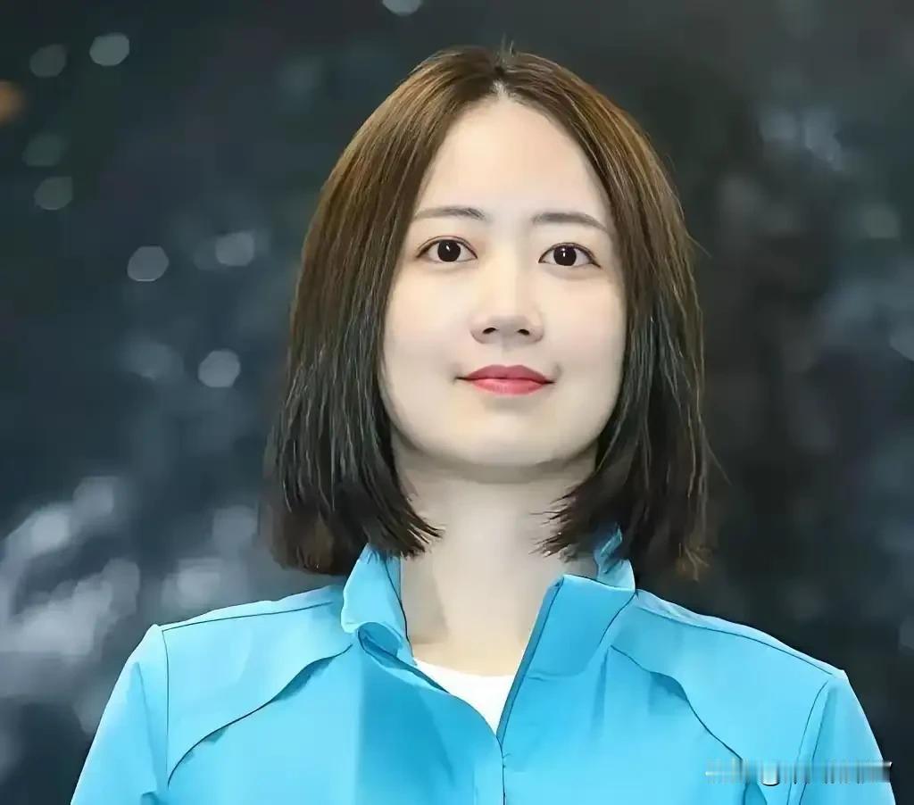 台独分子戴玮珊在一档节目中妄称“台湾不属于中国，主张统一的人可以离开台湾去大陆”