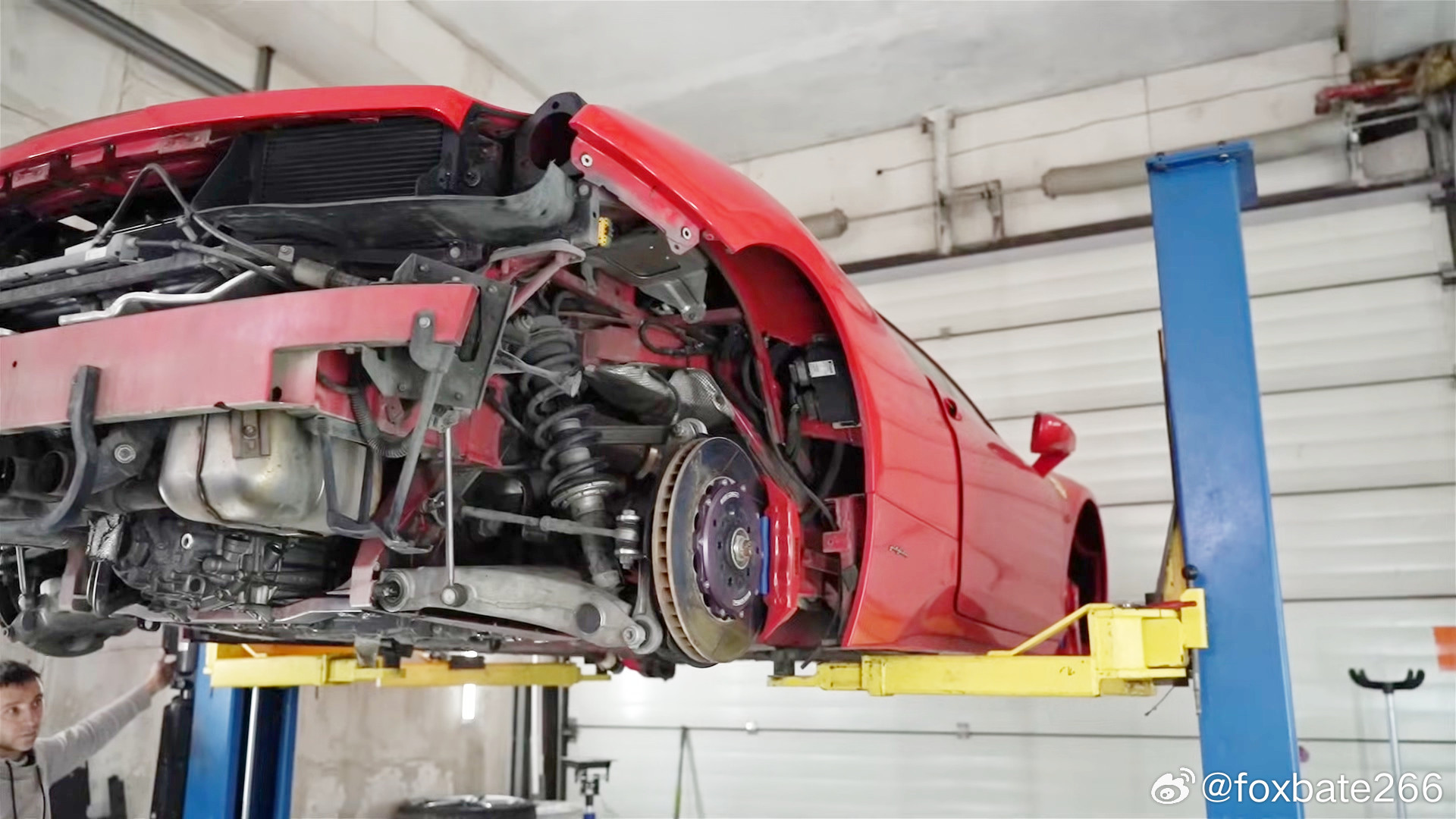 Ferrari458拆装引擎。。。