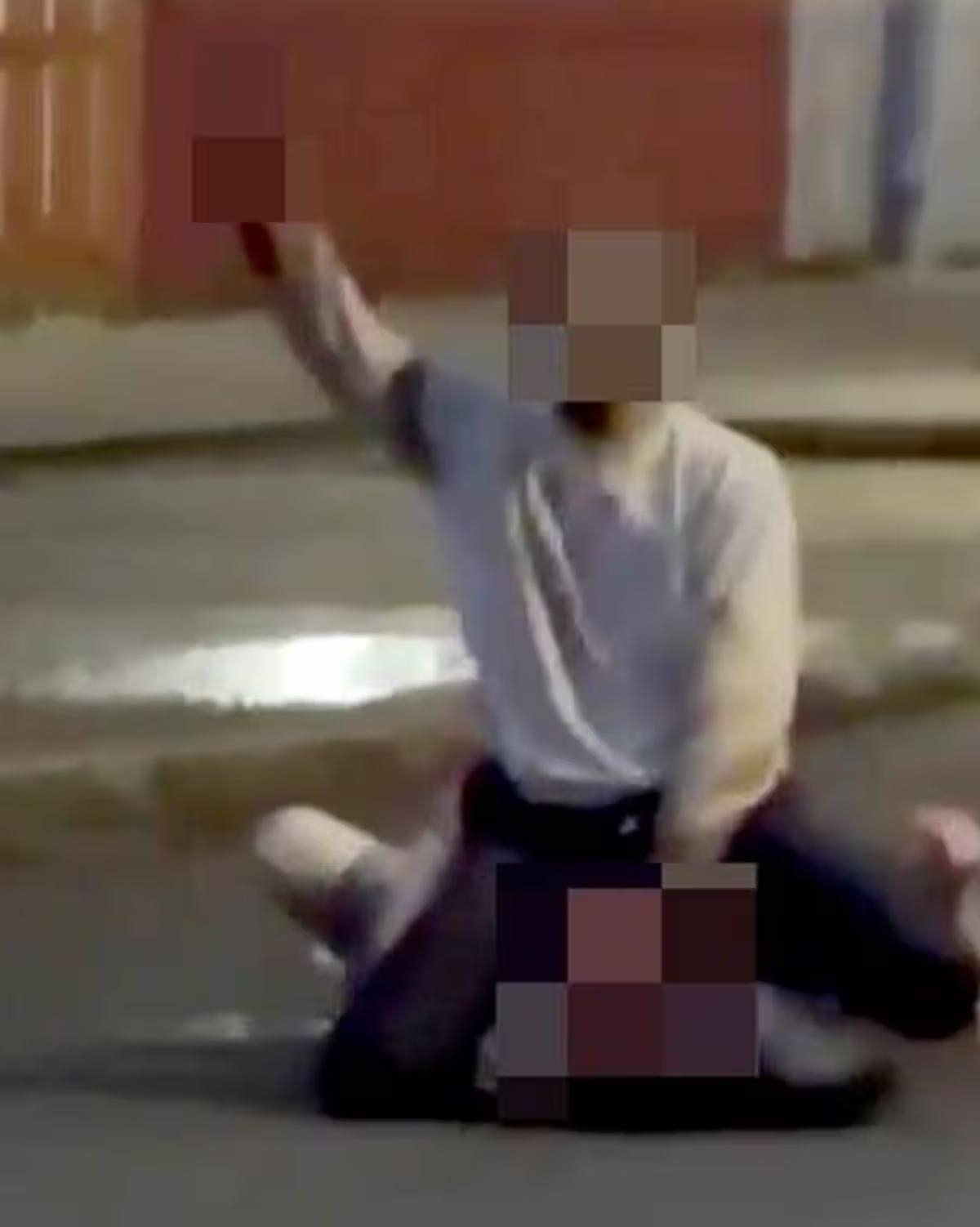 一个只填了10页表格入境的黑人移民，差点把英国白人斩首示众，当地人震怒。6月