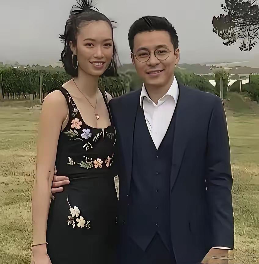 谁能想到啊，霍震霆家的三少爷霍启仁，在玉龙雪山脚下，娶了个泰国媳妇，这简直就是“