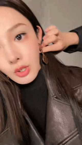 彭小苒连播两部作品《暗河传》和《凤凰台上》存货不多了，粉丝催进组，wuli彭小苒