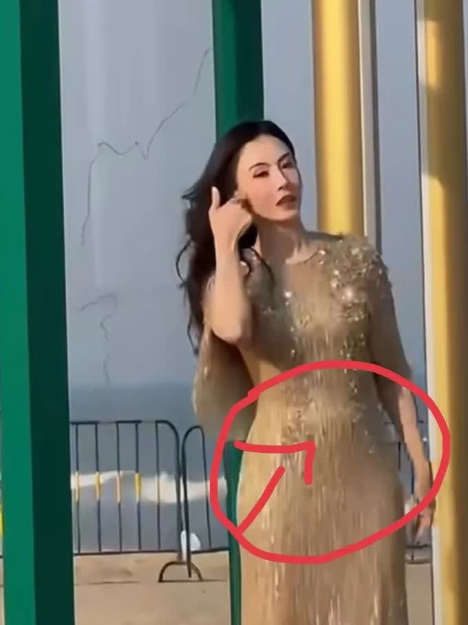 张柏芝，我求求你，别再轻易出来了不是因为你存款多嫉妒你，也不是因为你有三个儿