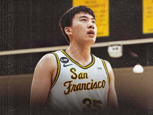 中国男篮国手王俊杰正式申请转学，已经进入转学名单，这个选择或许是正确的。北京