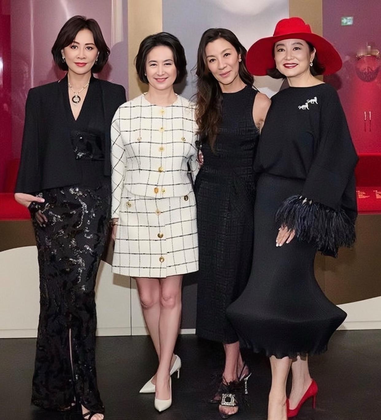 四位同框合影，氛围真的好融洽啊刘嘉玲、何超琼、杨紫琼、林青霞，这四位好有名媛气质