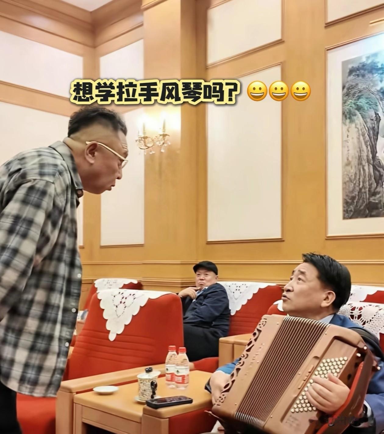于谦与郭德纲，看来撇清关系了。于谦称，他没退场，而是找到一个，更新的一个天地