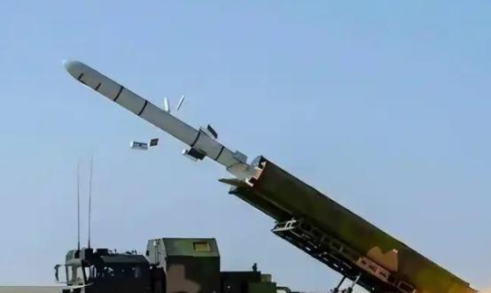 如果一枚东风41命中美军航母甲板，那航母会沉吗？说句实话吧，东风41还真没办法击