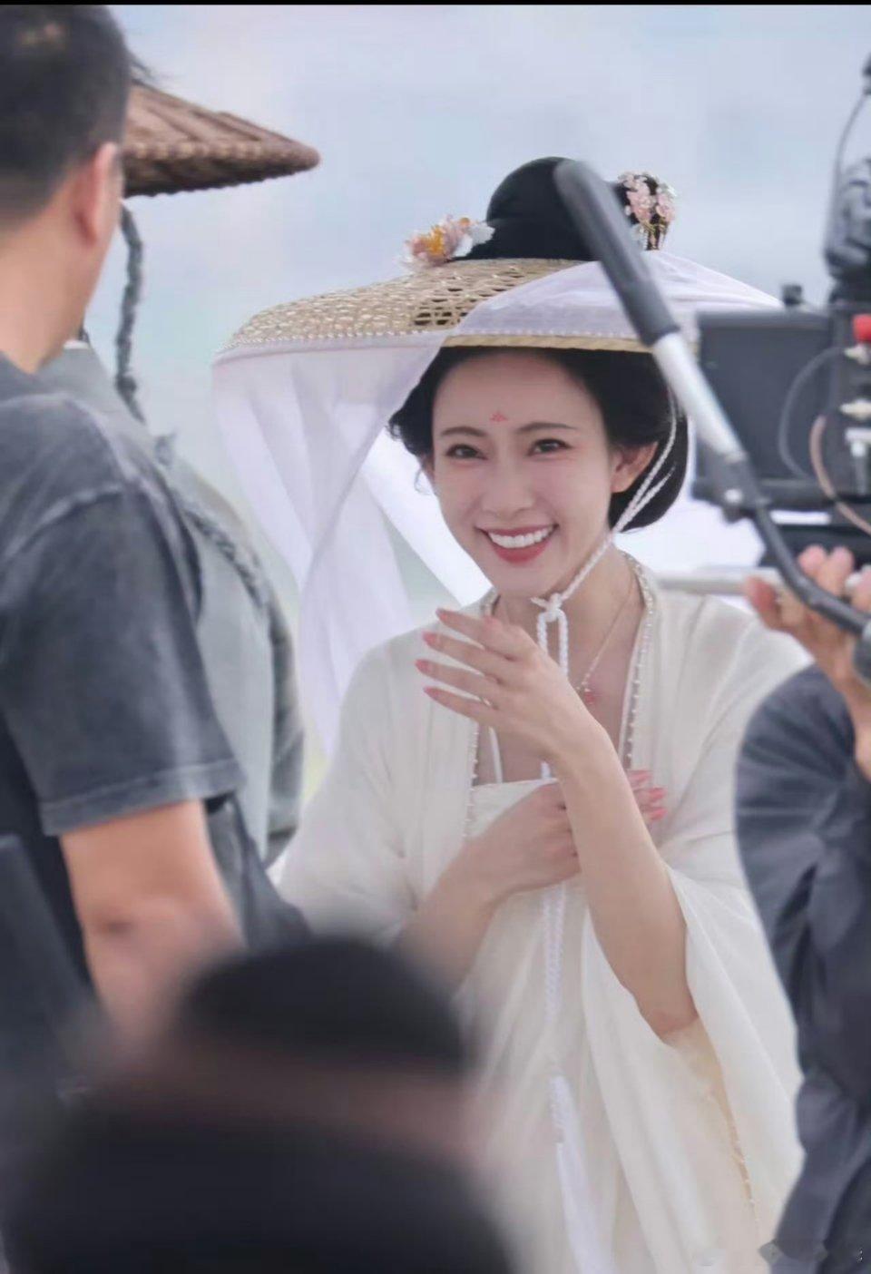 谁说的孟子义李昀锐在尚公主剧组一点也不开心​的们尚公主剧组真的太有爱了有木有